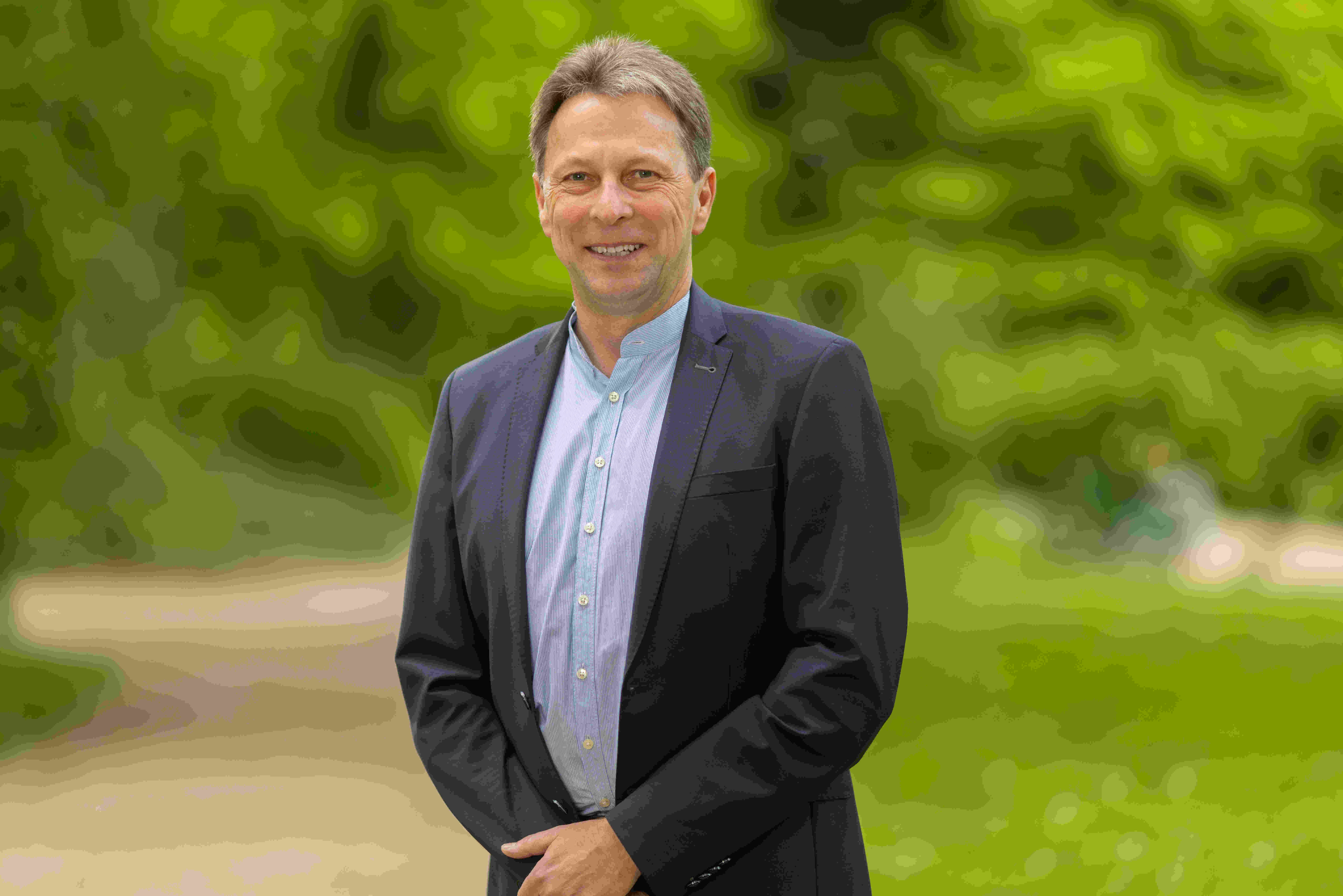 Stefan Sommer. 